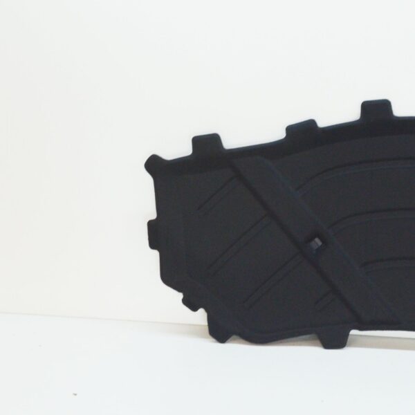 8U0863825A - NEW AUDI Q3 8U HOOD BONNET INSULATION 8U0863825A ORIGINAL