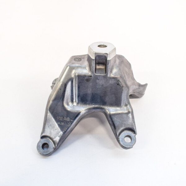 8W0199307L - AUDI A4 S4 Left Side Engine Bracket B9 3.0 Petrol 260kw 8W0199307L ORIGINAL