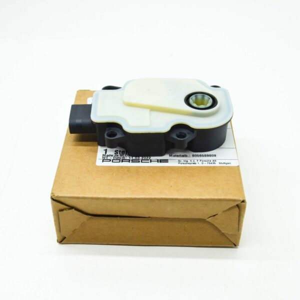 95B965501AB - NEW PORSCHE CAYENNE 9Y0 AIR FLAP MOTOR 95B965501AB ORIGINAL