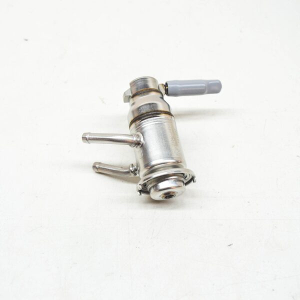 A0004904100 - NEW MERCEDES-BENZ E COUPE C238 ADBLUE INJECTOR NOZZLE A0004904100 ORIGINAL