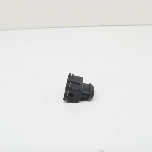 022906233B - PORSCHE 968 3-Pole Housing Connector 022906233B NEW GENUINE