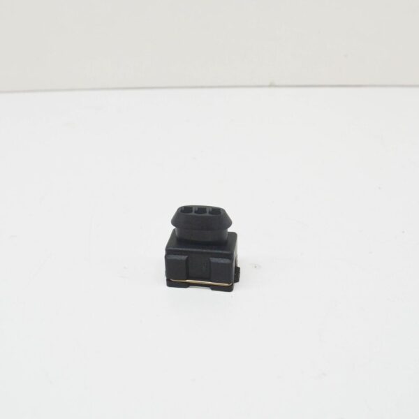022906233B - PORSCHE 968 3-Pole Housing Connector 022906233B NEW GENUINE