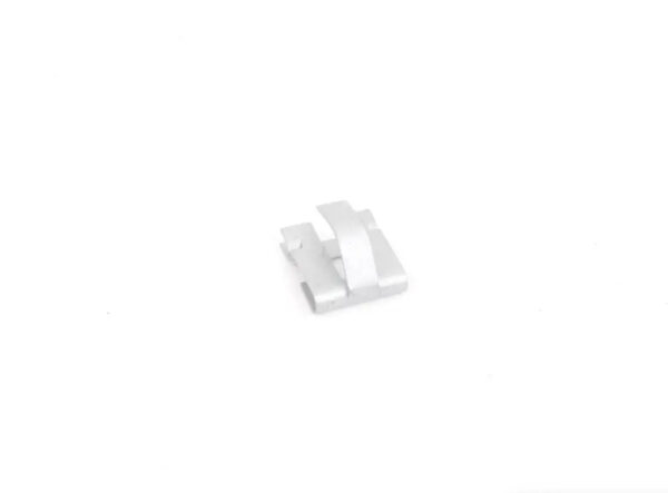 6K0867331B - New Porsche Macan 95B Tailgate Trim Clip 6K0.867.331.B 6K0867331B