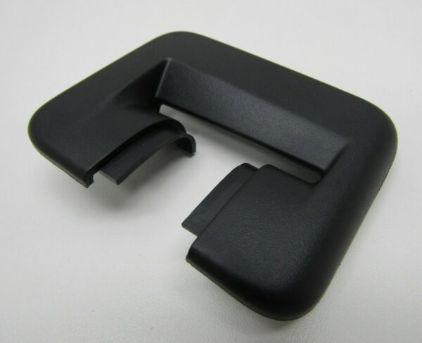 9555226610001C - Porsche Cayenne 9PA molding seat belt rear left 9555226610001C NEW