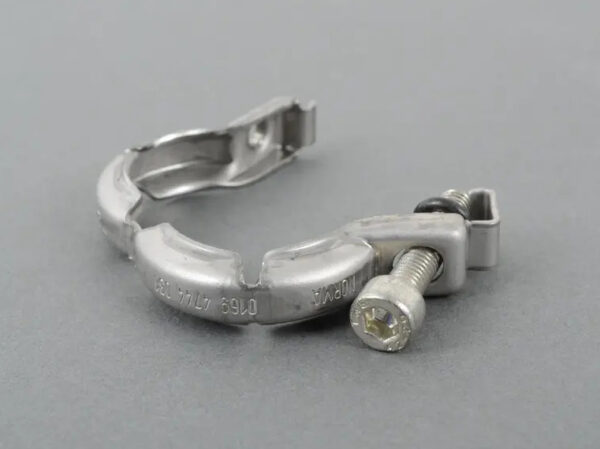 95811162500 - Porsche Cayenne 92A Injector Mount Clip 95811162500 NEW ORIGINAL