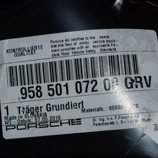 95850107200GRV - Porsche Cayenne 92A front right fender mount 95850107200GRV NEW