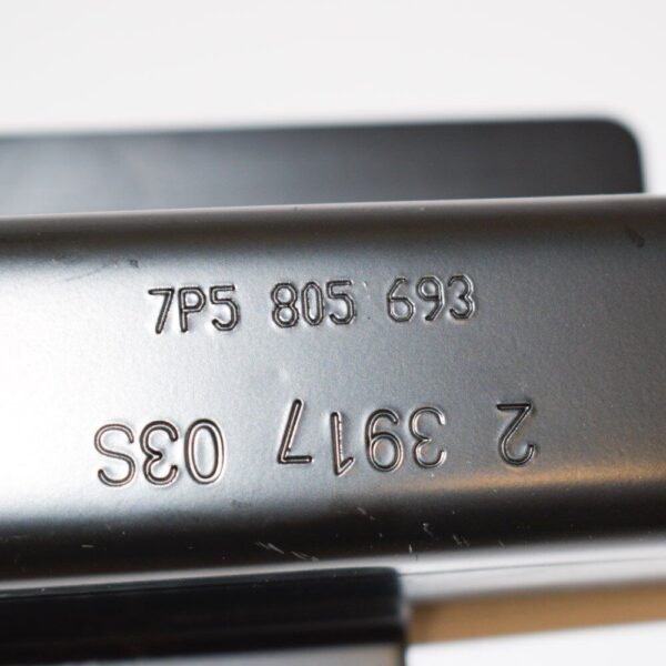 95850269300GRV - GENUINE NEW Porsche Cayenne 92A Front Left Fender Rail Stand 95850269300GRV