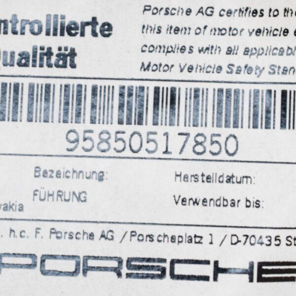 95850517850 - Porsche Cayenne 92A front bumper right side guide 95850517850 new