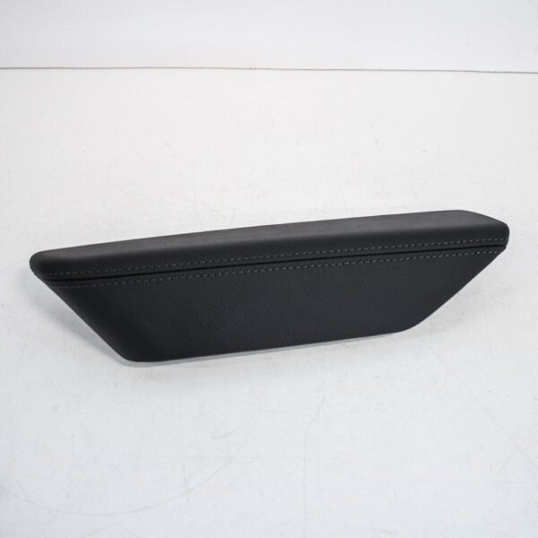 9585553730021U - PORSCHE Cayenne 92A armrest for the rear left door 998553730021U mint condition