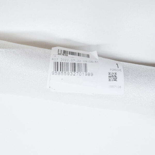 958559327019B9 - PORSCHE CAYENNE 92A Front Windshield Left Vertical Molding 958559327019B9 NEW