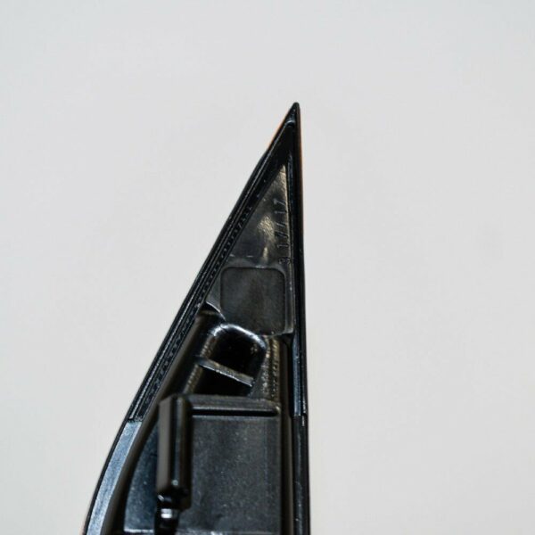 95863107200 - NEW PORSCHE CAYENNE 92A FRONT RIGHT FENDER TURN SIGNAL 95863107200 ORIGINAL