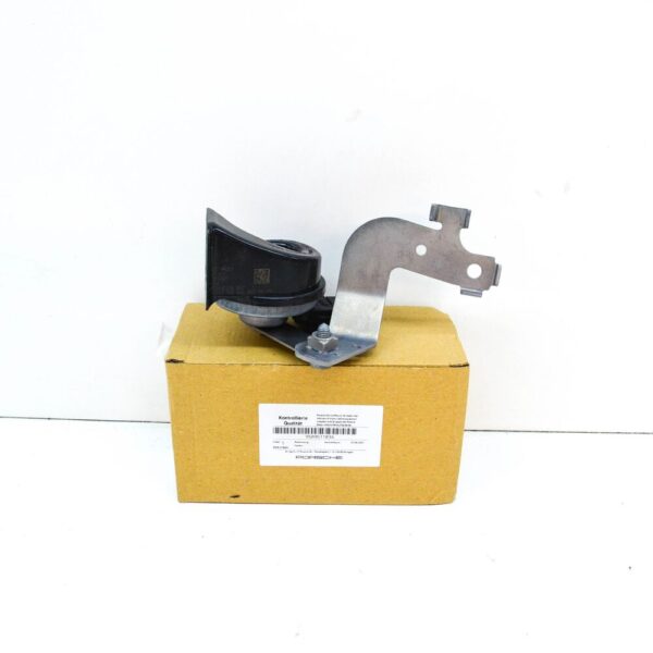 95863510805 - Porsche Cayenne 92a Low Tone Horn Fanfare 958951183A NEW GENUINE