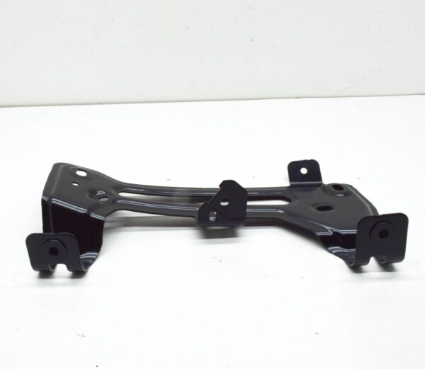 95882143100GRV - Porsche Cayenne 9y0 fender holder front left 95882143100GRV NEW original