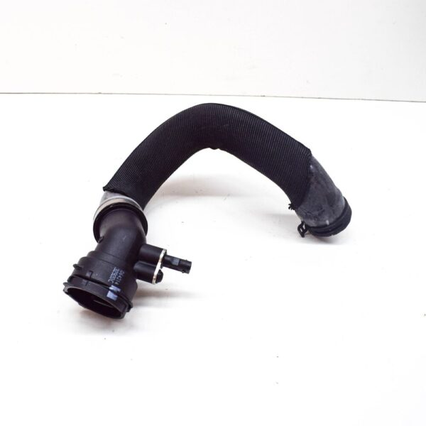 95B121109H - Porsche Macan 95B Lower Water Cooling Cooler Hose 95B121109H NEW ORIGINAL