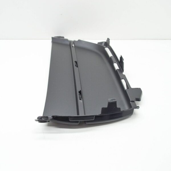 95B121334DOK1 - Porsche Macan 95b.2 air guide panel front right closed 95B121334DOK1