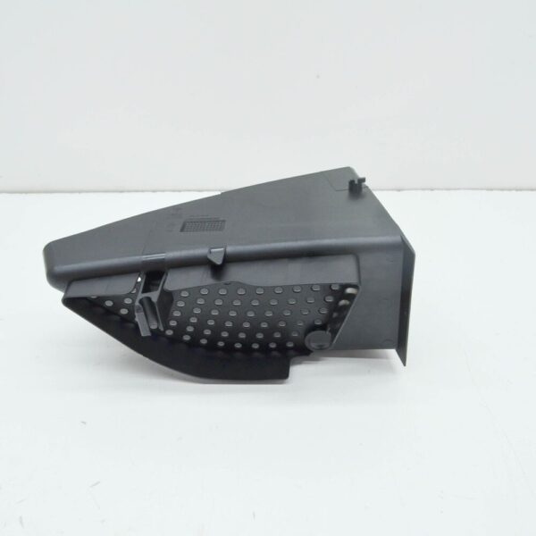 95B121700C1E0 - Porsche Macan 95B Cooler Right Duct 95B.121,700.C1E.0 NEW REAL