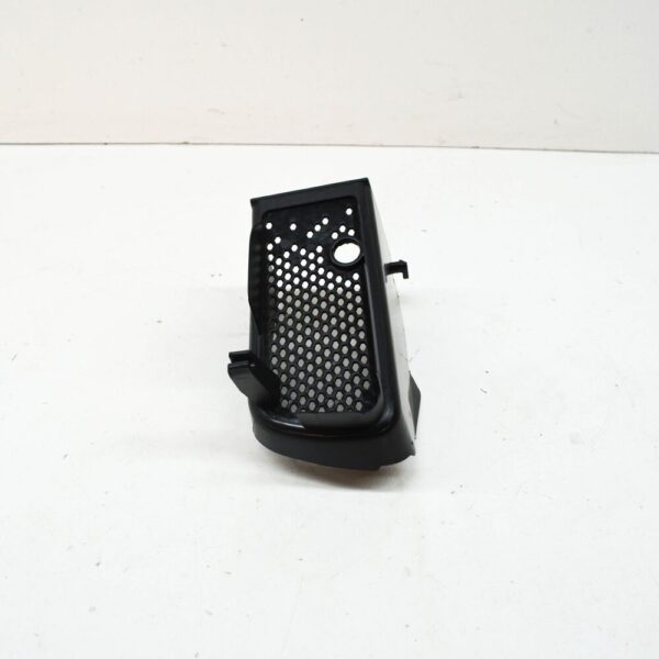95B121700F1E0 - Porsche Macan 95b radiator air duct front right 95B121700F1E0 NEW ORIGINAL
