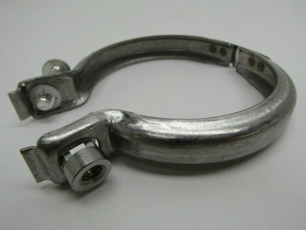 95B253725B - Porsche Macan 95b catalyst clamp 95B253725B NEW ORIGINAL