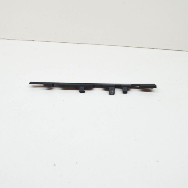 95B807165A - PORSCHE MACAN DKN Front Left Bumper Reinforcement 95B807165A NEW