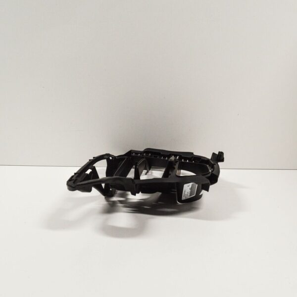 95B807681BOK1 - Porsche Macan 95B Front Bumper Left Outer Grill Holder 95B807681BOK1 NEW