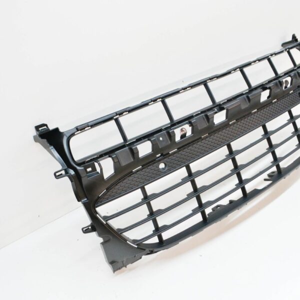 95B807683AN1E0 - Porsche Macan 95B Front Center Grille 95B807683CG1E0 NEW GENUINE
