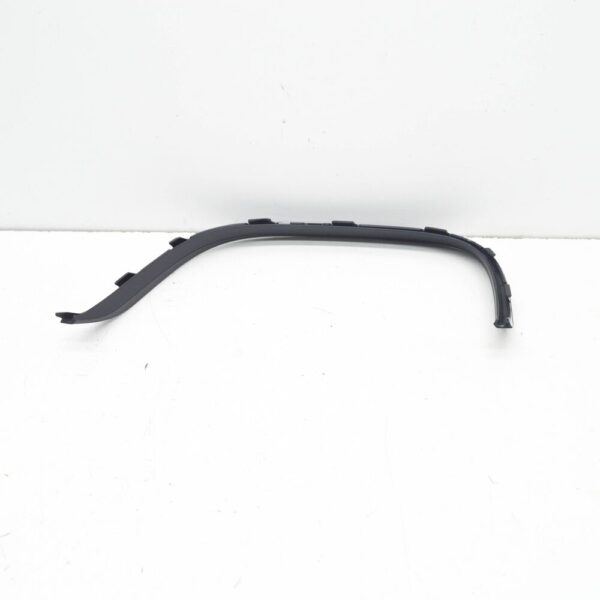 95B807812OK1 - Porsche Macan 95B.2 Right Exhaust Tailpipe Trim 95B807812OK1 NEW GENUINE