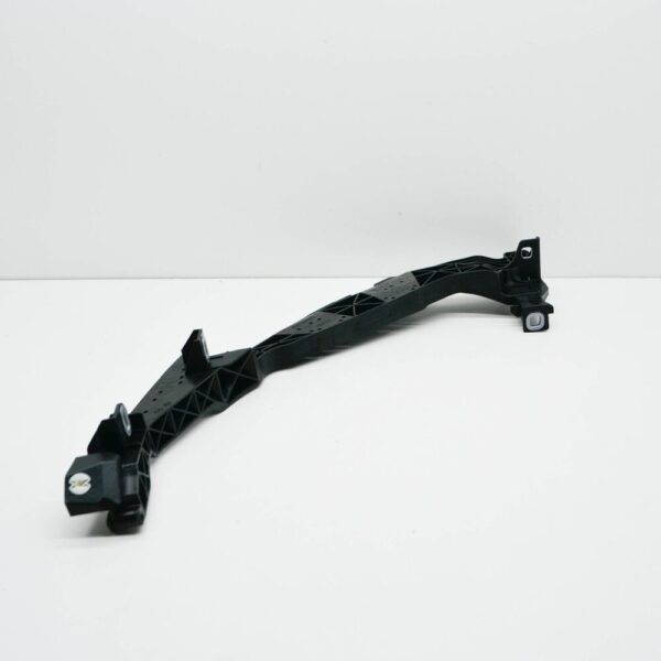 95B807890F - Porsche Macan 95B guide piece front right bracket 95B807890F 2014 NEW