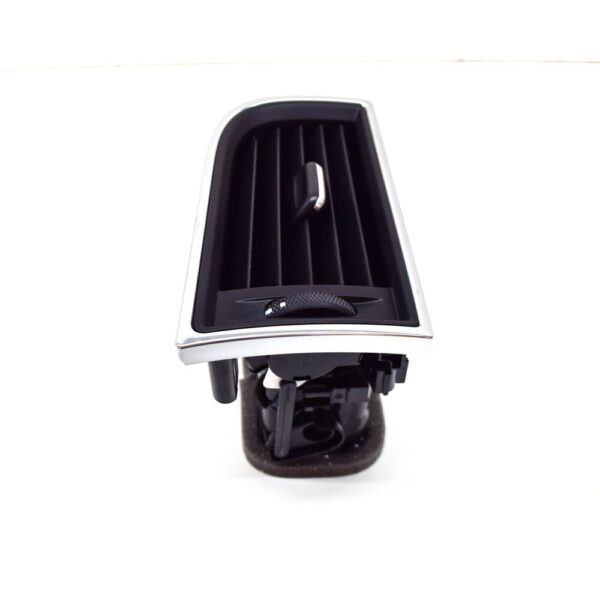 95B819701EG0B - PORSCHE MACAN 95B LEFT OUTER A/C VENT 95B819701EG0B GENUINE