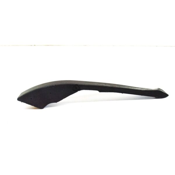 95B823722A - Porsche Macan 95b bonnet seal front right 95B823722A new original