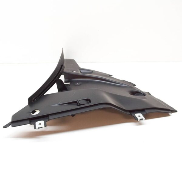 95B825102F1E0 - Porsche Macan 95B Turbo Front Right Fender Splash Shield 95B825102F1E0 NEW