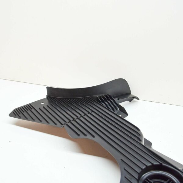 95B825282B1E0 - NEW PORSCHE MACAN 2014-> REAR BASE RIGHT TRIM 95B825282B1E0 ORIGINAL