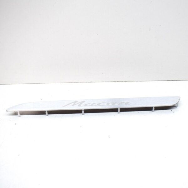 95B853467T - Porsche Macan MK2 Front Left Door Sill Trim Plate 95B853467T NEW GENUINE