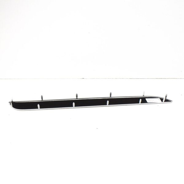 95B853467T - Porsche Macan MK2 Front Left Door Sill Trim Plate 95B853467T NEW GENUINE