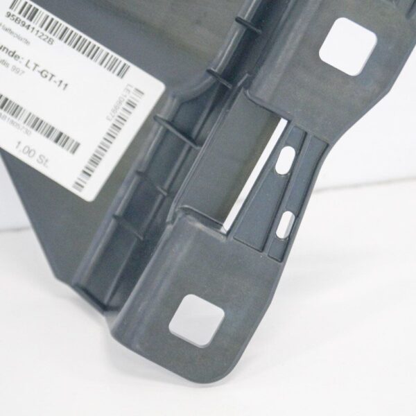 95B941122B - Porsche Macan 95B headlight mount right 95B941122B new