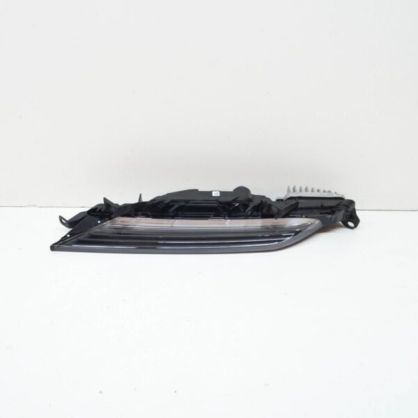 95B953041B - Porsche Macan 95B Auxiliary DRL Light Front Left 95B953041B NEW GENUINE