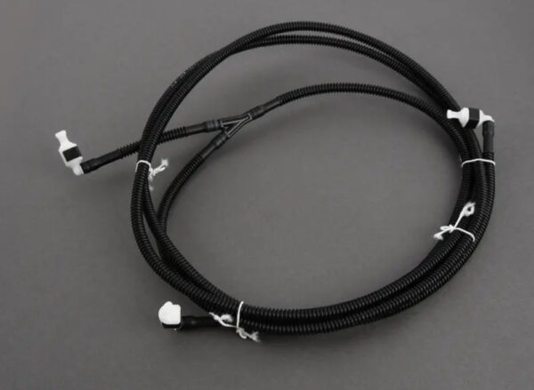 95B955960A - Porsche Macan 95b windshield wash hose 95B955960A new original