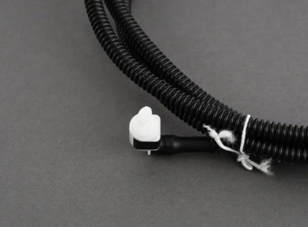 95B955960A - Porsche Macan 95b windshield wash hose 95B955960A new original