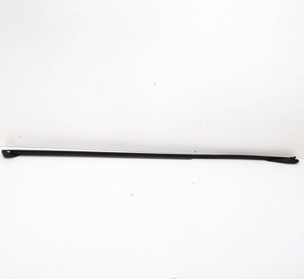 971837120A - NEW PORSCHE PANAMERA 971 FRONT RIGHT EXTERIOR DOOR MOULDING SEAL 971837120A GENUINE