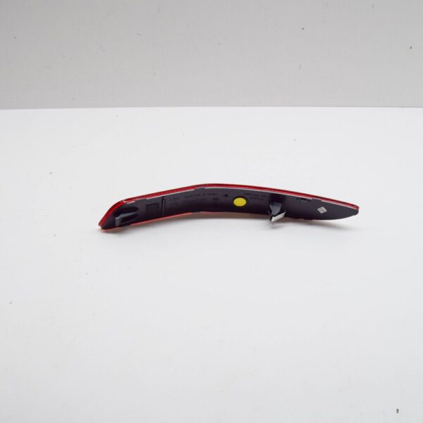 99163148802 - Porsche 911 991 Rear Right Bumper Reflector 99163148802 New Genuine