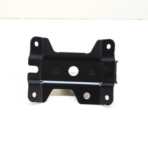 992806812YGRV - Porsche 911 992 Carrera Front Wing Right Retaining Plate 992806812YGRV NEW