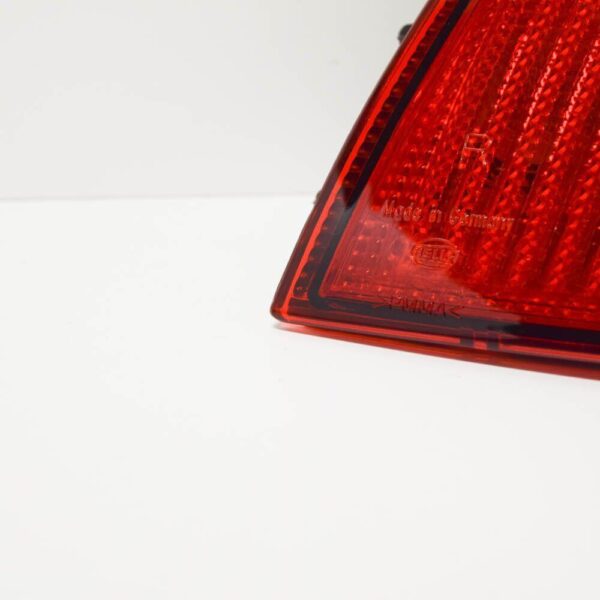 99363141400 - PORSCHE 911 993 Rear Right Taillight 99363141400 NEW OEM