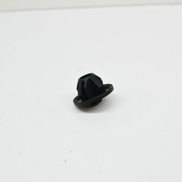 9P1853385 - Porsche 911 992 Carrera Underfloor Panel Fuse Clip 9P1853385 NEW