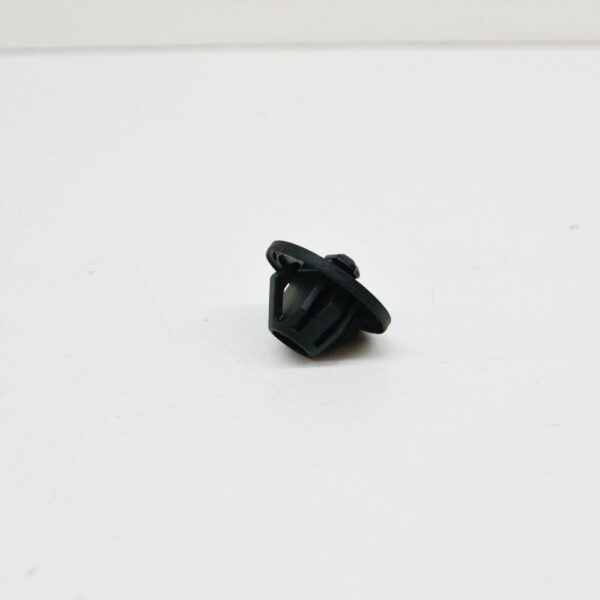 9P1853385 - Porsche 911 992 Carrera Underfloor Panel Fuse Clip 9P1853385 NEW