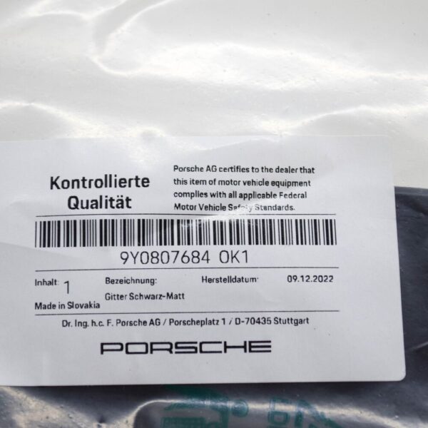 9Y0807684OK1 - Porsche Cayenne 9y0 Front Bumper Center Bottom Radiator Grill 9Y0807684OK1 NEW