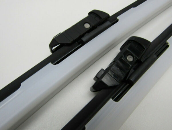 9Y1955329 - Porsche Cayenne 9y0/9y3 Windshield Wiper Blade Set Front 9Y1955329 NEW ORIGINAL