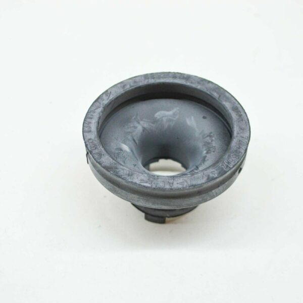 034115273A - Audi A1 Original Vacuum Collector 034115273A