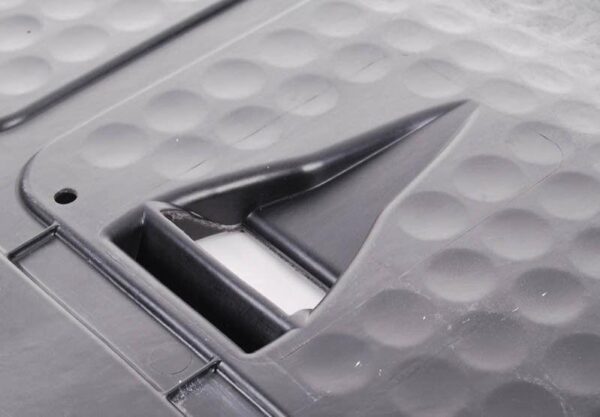 1K0825237P - Genuine VW R32 Audi A3 Panel Finishing Kit 1K0825237P
