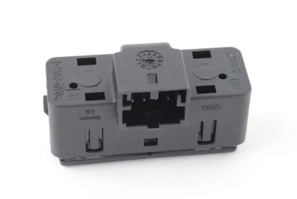 4L29598335PR - Audi Q7 07-09 Luggage Fuel Door Release Switch