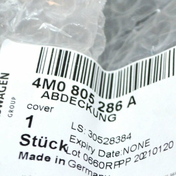 4M0805286A - Audi Q7 Original Right Cover 4M0805286A