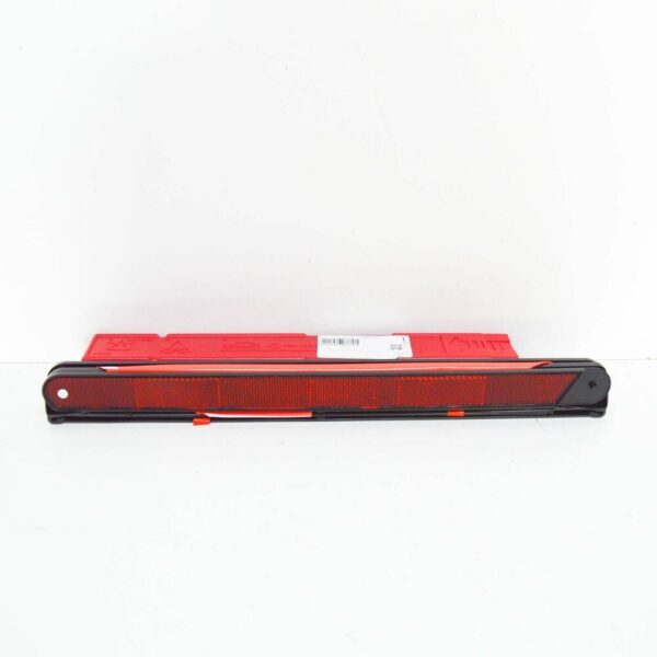 000093055AA - VOLKSWAGEN ARTEON WARNING TRIANGLE 000093055AA NEW